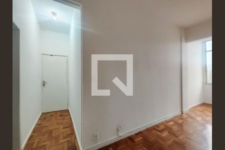 Sala de apartamento para alugar com 1 quarto, 47m² em Praça da Bandeira, Rio de Janeiro