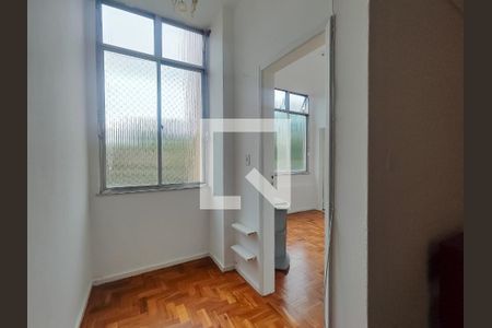 Sala de apartamento para alugar com 1 quarto, 47m² em Praça da Bandeira, Rio de Janeiro