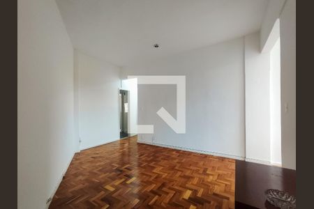 Sala de apartamento para alugar com 1 quarto, 47m² em Praça da Bandeira, Rio de Janeiro