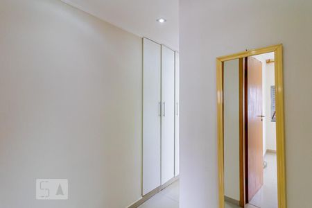 Corredor  de apartamento à venda com 2 quartos, 65m² em Liberdade, São Paulo