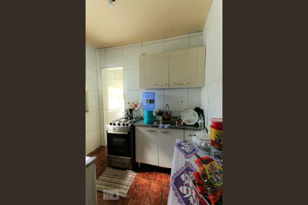 Cozinha de apartamento à venda com 2 quartos, 56m² em Cavalhada, Porto Alegre