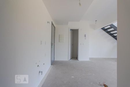 Studio à venda com 79m², 1 quarto e 1 vaga Studio à venda com 79m², 1 quarto e 1 vagaCozinha e Área de Serviço