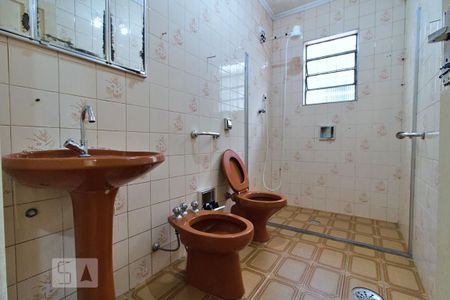 Casa para alugar com 54m², 2 quartos e sem vaga Casa para alugar com 54m², 2 quartos e sem vagaBanheiro