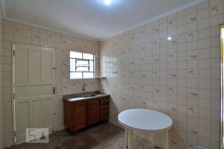 Casa para alugar com 54m², 2 quartos e sem vaga Casa para alugar com 54m², 2 quartos e sem vagaCozinha