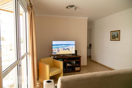 Sala de apartamento à venda com 3 quartos, 95m² em Jardim Zaira, Guarulhos