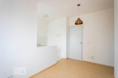 Sala de apartamento à venda com 2 quartos, 42m² em Vila Valparaiso, Santo André