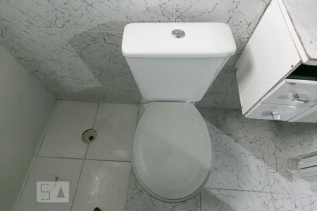 Detalhe banheiro de casa para alugar com 2 quartos, 39m² em Itaquera, São Paulo
