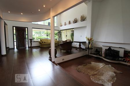 Sala1 de casa de condomínio à venda com 5 quartos, 700m² em Brooklin Paulista, São Paulo