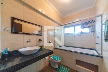 Banheiro de apartamento à venda com 3 quartos, 134m² em Centro, Santo André