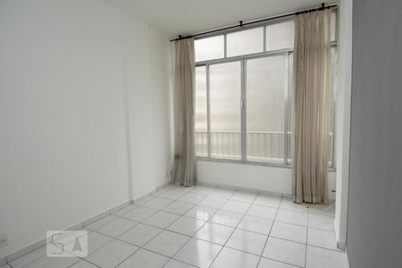 Sala de apartamento à venda com 2 quartos, 63m² em Copacabana, Rio de Janeiro