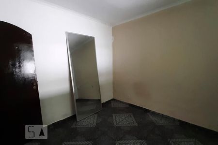 Quarto  de casa à venda com 4 quartos, 210m² em Jardim Iva, São Paulo