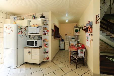 Cozinha de casa para alugar com 3 quartos, 267m² em Parque Urbano, Porto Alegre