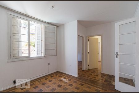 Sala de apartamento para alugar com 3 quartos, 139m² em Petrópolis, Porto Alegre