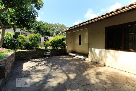 Quintal de casa à venda com 3 quartos, 2270m² em Vila Nova, Porto Alegre