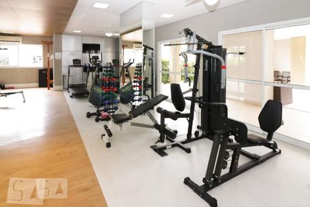 Studio à venda com 65m², 1 quarto e 1 vaga Studio à venda com 65m², 1 quarto e 1 vagaÁrea comum - Academia