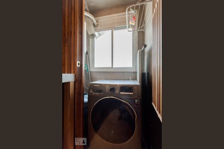 Studio à venda com 65m², 1 quarto e 1 vaga Studio à venda com 65m², 1 quarto e 1 vagaÁrea de Serviço