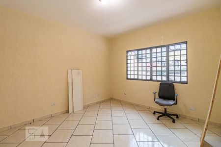 Casa à venda com 110m², 2 quartos e 3 vagasSala