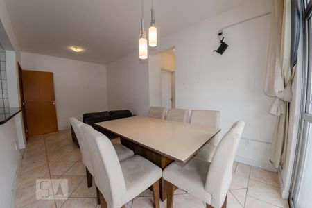 Sala de apartamento para alugar com 2 quartos, 75m² em Itacorubi, Florianópolis