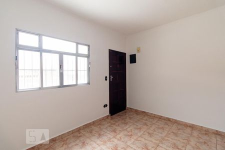 Sala de casa para alugar com 2 quartos, 250m² em Chácara Mafalda, São Paulo