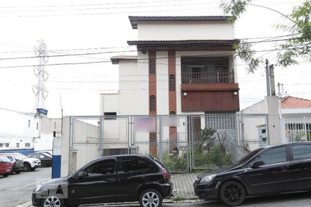 Casa para alugar com 500m², 2 quartos e 6 vagas Casa para alugar com 500m², 2 quartos e 6 vagasFachada