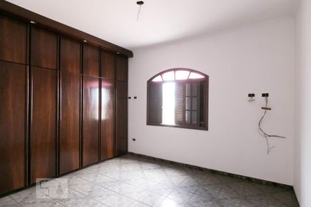 Casa para alugar com 500m², 2 quartos e 6 vagas Casa para alugar com 500m², 2 quartos e 6 vagasSuíte