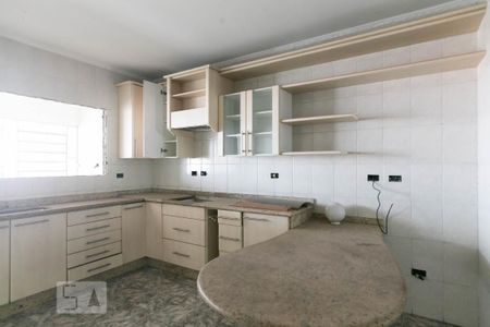 Casa para alugar com 500m², 2 quartos e 6 vagas Casa para alugar com 500m², 2 quartos e 6 vagasCozinha