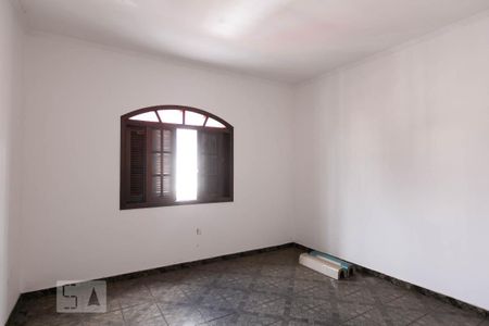 Casa para alugar com 500m², 2 quartos e 6 vagas Casa para alugar com 500m², 2 quartos e 6 vagasQuarto