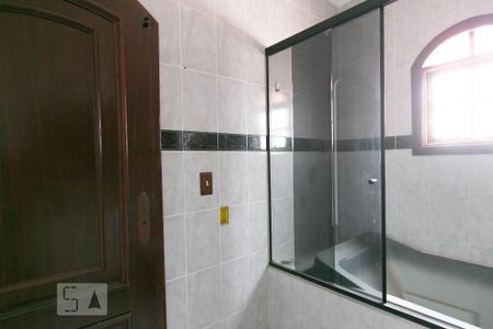 Casa para alugar com 500m², 2 quartos e 6 vagas Casa para alugar com 500m², 2 quartos e 6 vagasBanheiro da Suíte Banheiro da Suíte