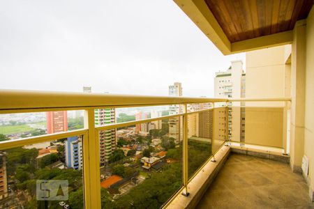 Varanda da sala de apartamento à venda com 4 quartos, 210m² em Jardim, Santo André