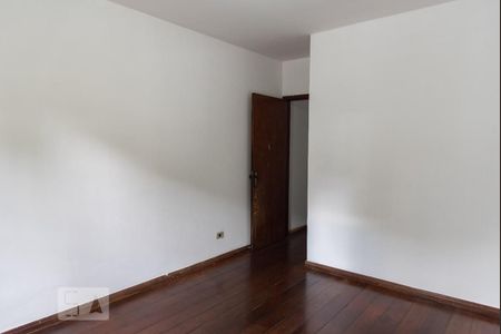 Quarto 1 de casa à venda com 3 quartos, 145m² em Jardim Maria Estela, São Paulo