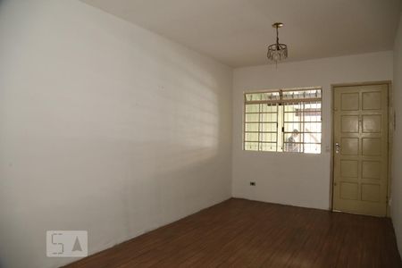 Sala  de casa para alugar com 2 quartos, 80m² em Jardim Henriqueta, Taboão da Serra