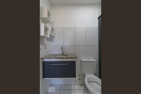 Banheiro da Suíte de apartamento à venda com 2 quartos, 48m² em Sarandi, Porto Alegre