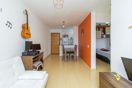 Sala de apartamento para alugar com 2 quartos, 49m² em Campinho, Rio de Janeiro