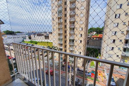 Sacada de apartamento à venda com 2 quartos, 47m² em Taboão, São Paulo