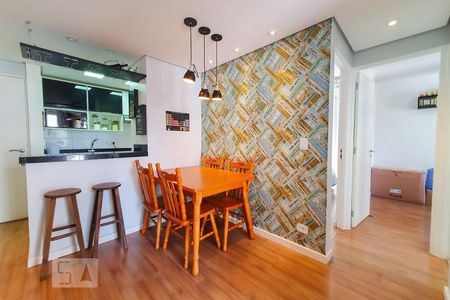 Sala de apartamento à venda com 2 quartos, 47m² em Taboão, São Paulo