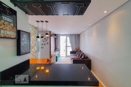 Sala de apartamento à venda com 2 quartos, 47m² em Taboão, São Paulo