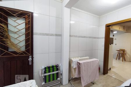 Casa à venda com 192m², 2 quartos e 2 vagas Casa à venda com 192m², 2 quartos e 2 vagasÁrea de Serviço