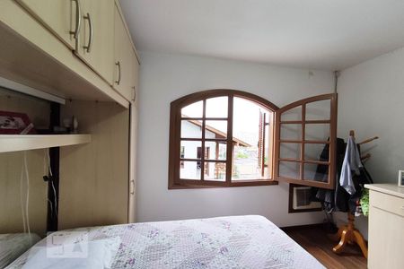 Casa à venda com 192m², 2 quartos e 2 vagas Casa à venda com 192m², 2 quartos e 2 vagasQuarto 1