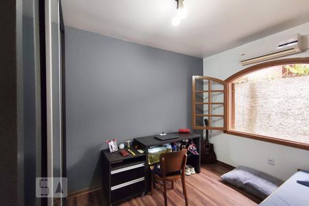 Casa à venda com 192m², 2 quartos e 2 vagas Casa à venda com 192m², 2 quartos e 2 vagasQuarto 2