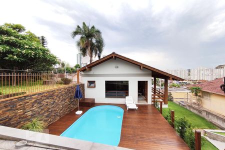 Casa à venda com 192m², 2 quartos e 2 vagas Casa à venda com 192m², 2 quartos e 2 vagasVista do Quarto 1