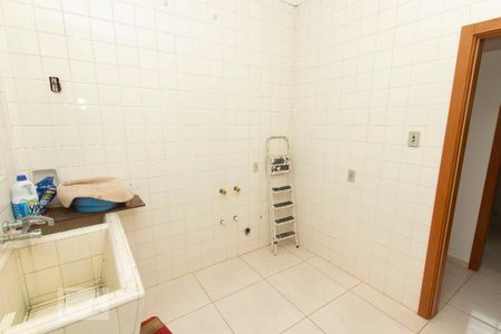 Casa à venda com 250m², 4 quartos e sem vaga Casa à venda com 250m², 4 quartos e sem vagaÁrea de Serviço