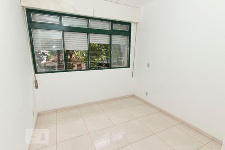 Casa à venda com 250m², 4 quartos e sem vaga Casa à venda com 250m², 4 quartos e sem vagaQuarto 2