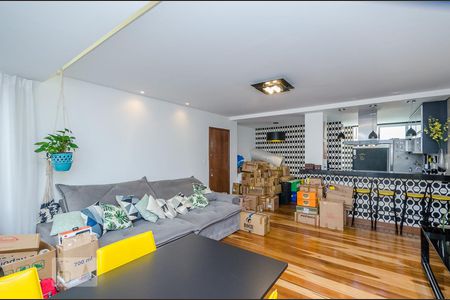 Sala de apartamento para alugar com 3 quartos, 98m² em Buritis, Belo Horizonte