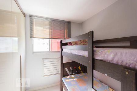 Quarto 1 de apartamento para alugar com 2 quartos, 58m² em Taquara, Rio de Janeiro