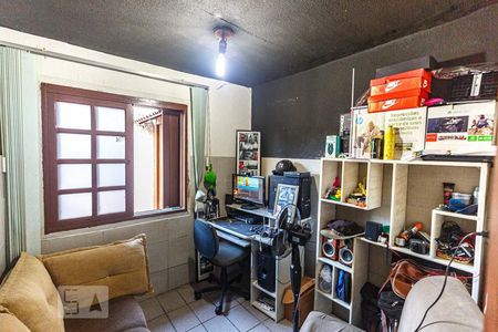 Quarto 2 de casa à venda com 3 quartos, 150m² em Parque Urbano, Porto Alegre