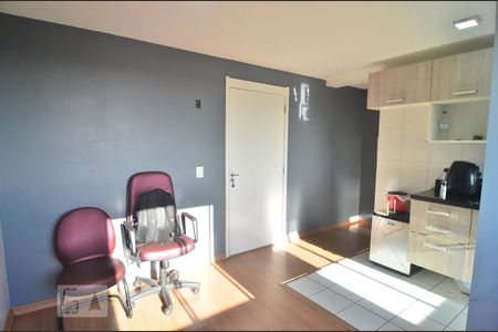 Sala de apartamento à venda com 2 quartos, 43m² em Mato Grande, Canoas