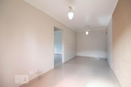 Sala de apartamento para alugar com 2 quartos, 62m² em Conceição, Osasco