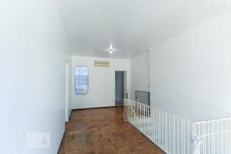 Sala de casa para alugar com 2 quartos, 80m² em Centro Histórico, Porto Alegre