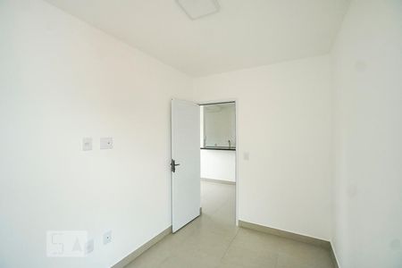 Quarto 01 de apartamento para alugar com 2 quartos, 44m² em Água Rasa, São Paulo