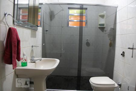 Banheiro 1 de casa à venda com 3 quartos, 170m² em Vila Clara, São Paulo